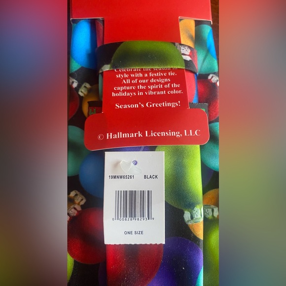 Hallmark Holiday Traditions Neck Tie NWT - Picture 4 of 4